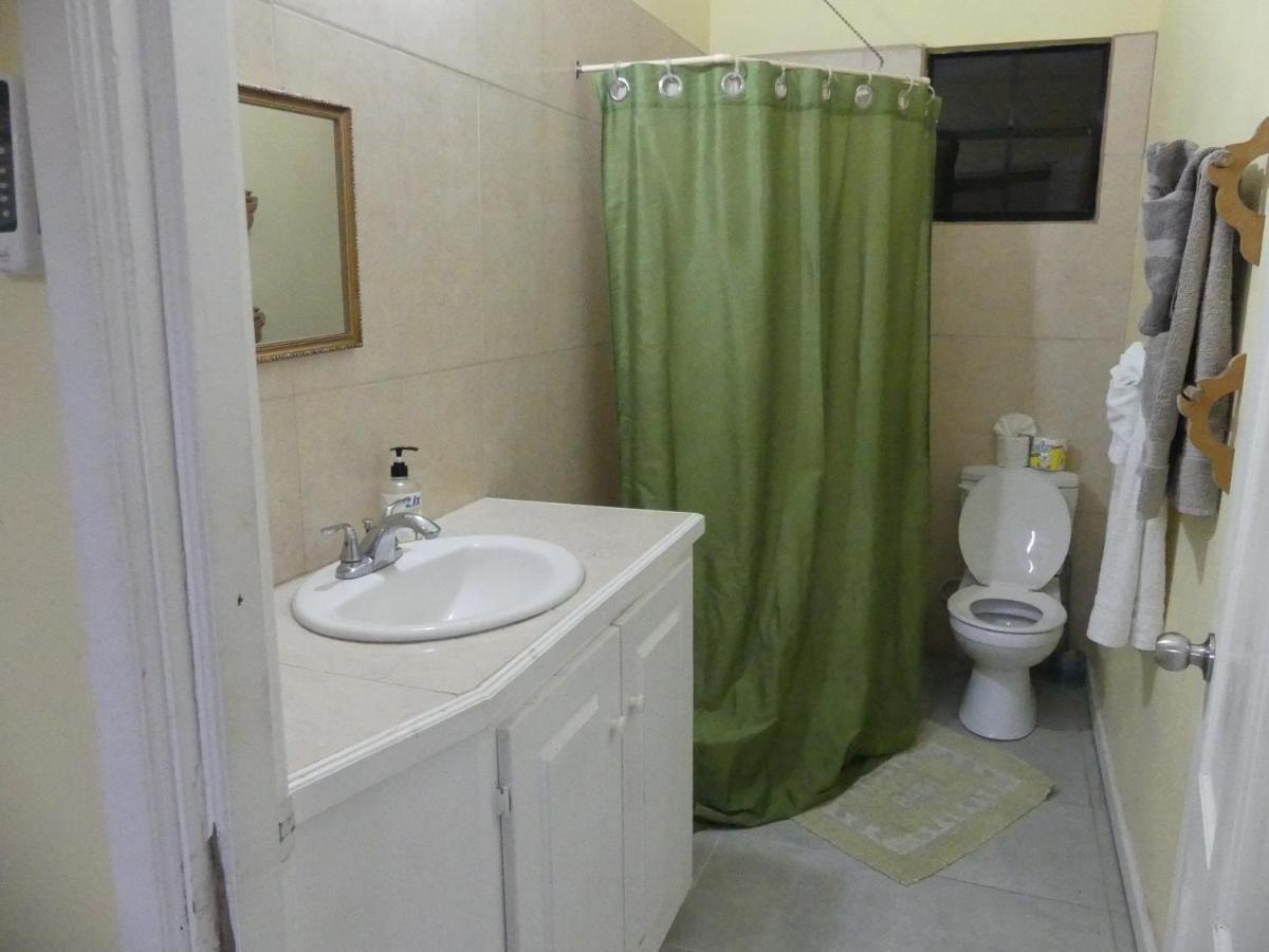 Southern Haven Guesthouse Laborie Exterior foto