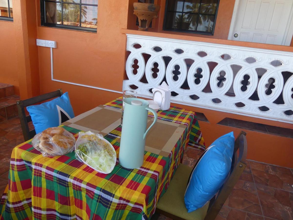 Southern Haven Guesthouse Laborie Exterior foto